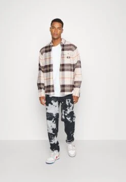 YOURTURN Unisex Moonwash Unisex - Jean Boyfriend - Black -Anna Field Soldes 1b9d53f0100945c3bcddb46a14f26ac9