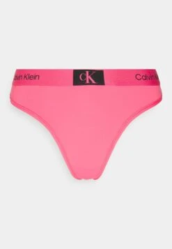 CALVIN KLEIN UNDERWEAR Modern Thong - String - Cerise Lipstick -Anna Field Soldes 9b9bb62995d34ee6bb4db2884df8cce6
