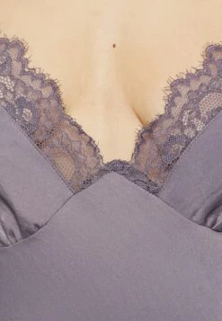 Anna Field Chemise De Nuit / Nuisette - Grey 11 Anna Field Chemise De Nuit / Nuisette - Grey -Anna Field Soldes a9dd8408f5664418a47052580a134c10