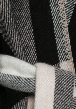 Anna Field Cape - Black/White -Anna Field Soldes acdcb6228802409186154190d6d39bbf