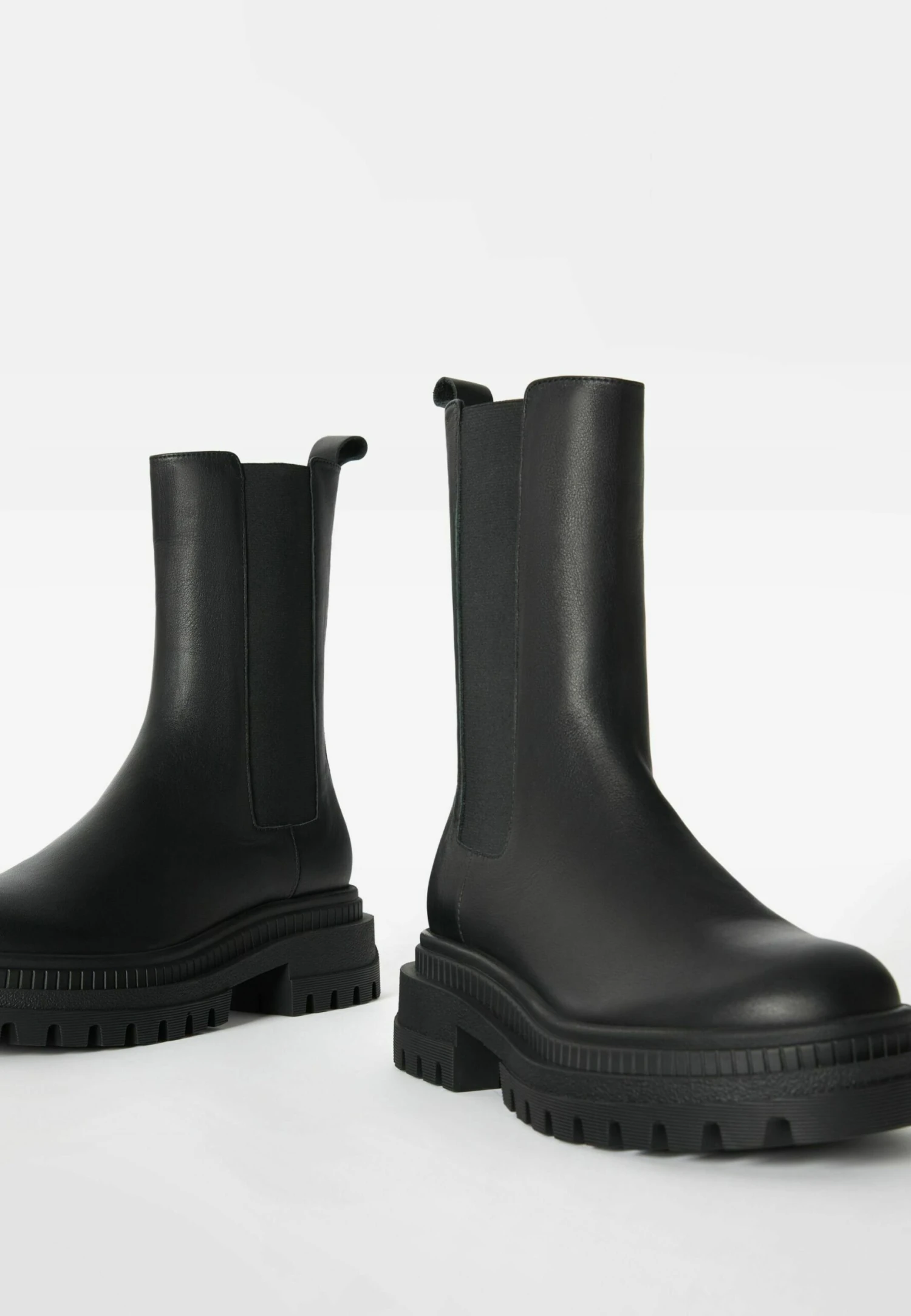 BERSHKA Flat With Elastic Gores - Boots À Talons - Black 9 BERSHKA Flat With Elastic Gores - Boots À Talons - Black - Image 7